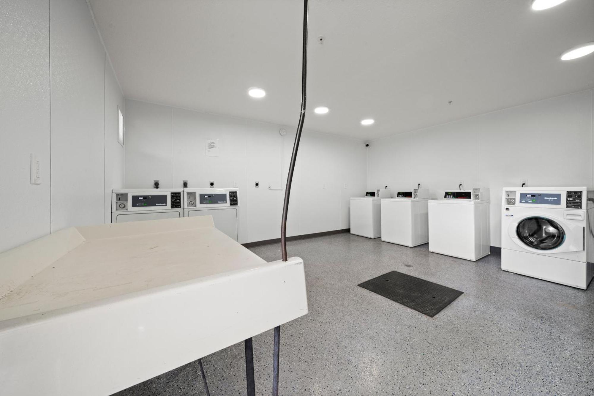 Efficiency Lodge Columbus Buitenkant foto